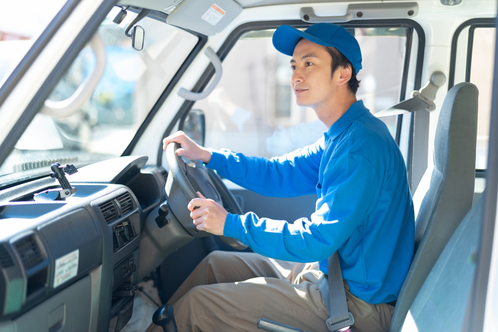 正社員として働ける | 京都府城陽市の引っ越しならハヤブサ引っ越し